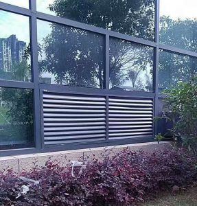 宗申办公大楼铝合金窗地弹簧门项目