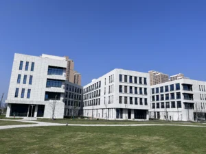 重庆食药检院迁扩建二期工程：莜歌铝业打造高品质科研建筑解决方案