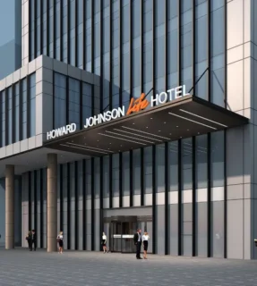 豪生Life酒店玻璃幕墙改造工程全记录：城市更新中的技术突破与匠心实践