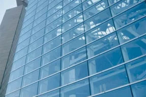 玻璃幕墙漏水和渗水如何防止