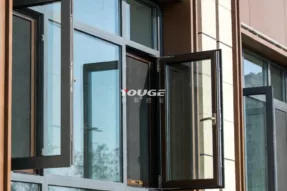 库尔勒市厂房铝合金门窗生产厂家如何选择?莜歌铝业案例解析 库尔勒市厂房铝合金门窗生产厂家如何选择?莜歌铝业案例解析