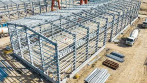库车市厂房建设：高性能铝合金门窗的选择与应用案例