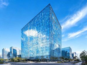 涪陵区玻璃幕墙多少钱一平方？2026最新报价与选购指南